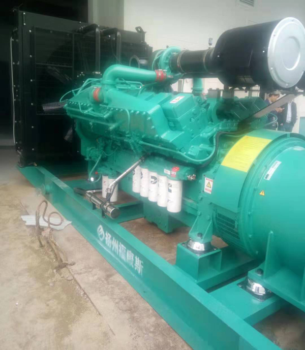 格尔木发电机租赁使用中无电压或电压太低怎么办？